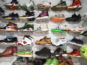10 Rahasia Cara Sukses Bisnis Sepatu Bekas Import Berkualitas