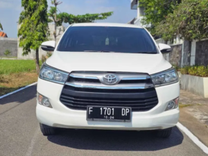 Sewa Mobil dari Stasiun Jember: Solusi Praktis untuk Wisata, Bisnis & Perjalanan Keluarga