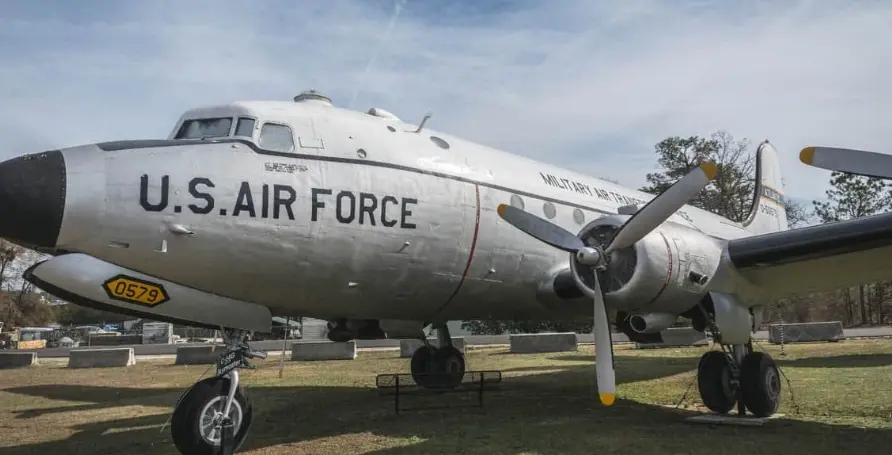 From Brabazon to Viscount: The Story of the World's First Turboprop Airliner
