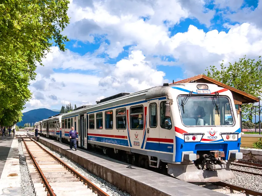 Train Travel Within Turkey: A Comfortable Way to Explore the Country
