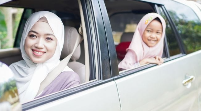 Travel Mahasiswa Malang Surabaya Murah, Nyaman, dan Door to Door untuk Anak Kuliah 2 Keunggulan Travel Mahasiswa Malang Surabaya Dibanding Transportasi Lain