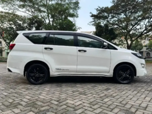 Sewa Mobil ke Wana Wisata Rowosari Jember: Liburan Keluarga Lebih Nyaman dengan Rental Mobil